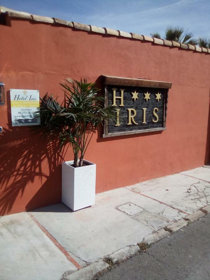 Hotel Iris La Eliana Eksteriør billede